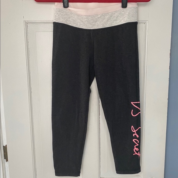 Victoria's Secret Capri Yoga Pants - Picture 1 of 4